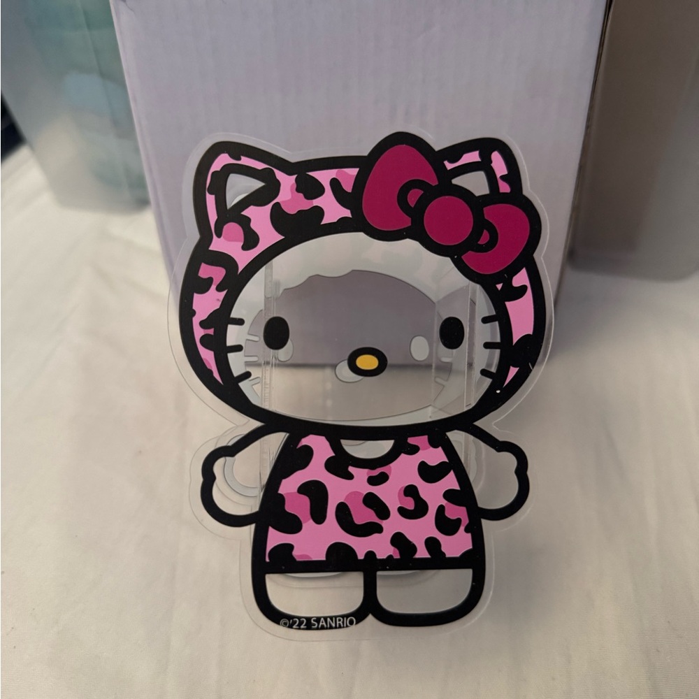 Hello Kitty Pink Leopard brush or pen holder